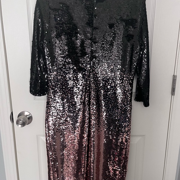 Sequin cocktail dress BB Dakota. Ombré sequin. - Picture 3 of 3